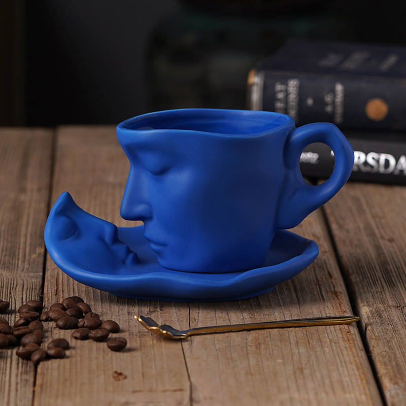 Tasses À Café Visages Humains