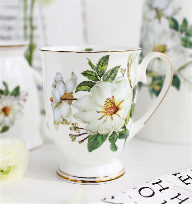 Tasse Fleurs Porcelaine
