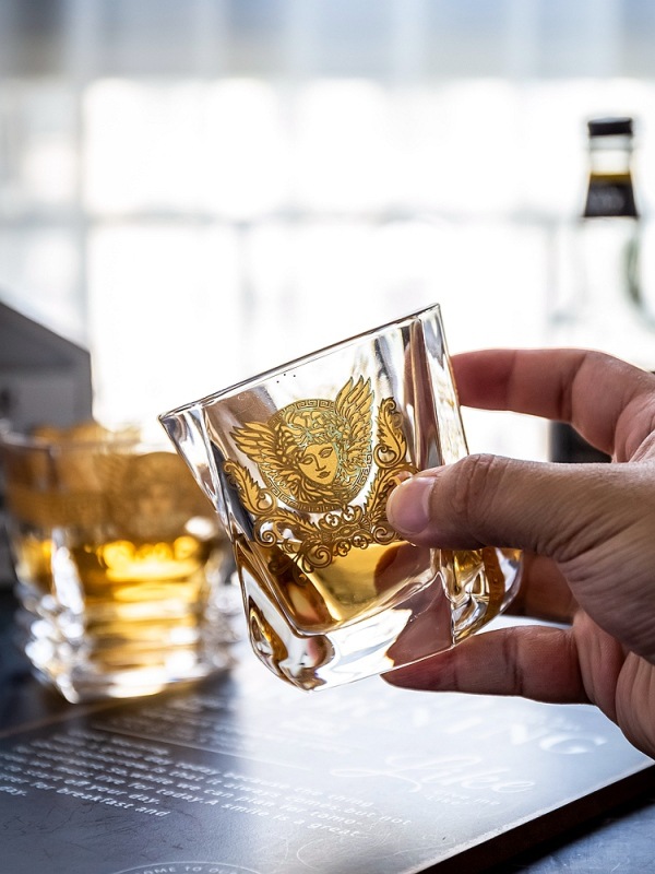 Verre Whisky Médusa Doré
